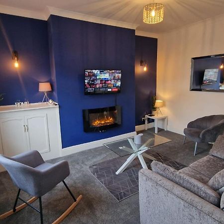 Cosy Home Perfect For Families And Contractors With Free Parking Darlington  Bagian luar foto