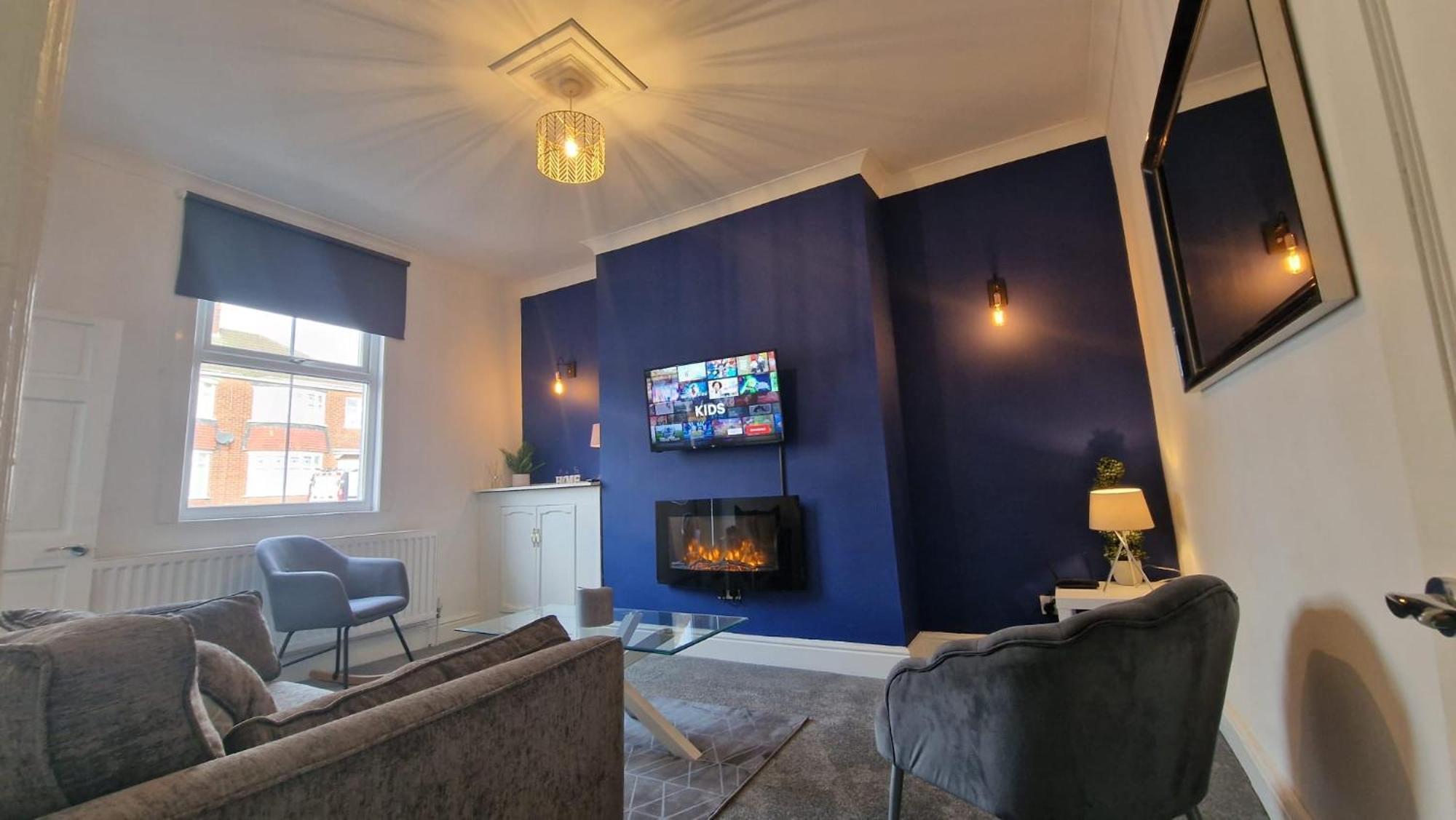 Cosy Home Perfect For Families And Contractors With Free Parking Darlington  Bagian luar foto